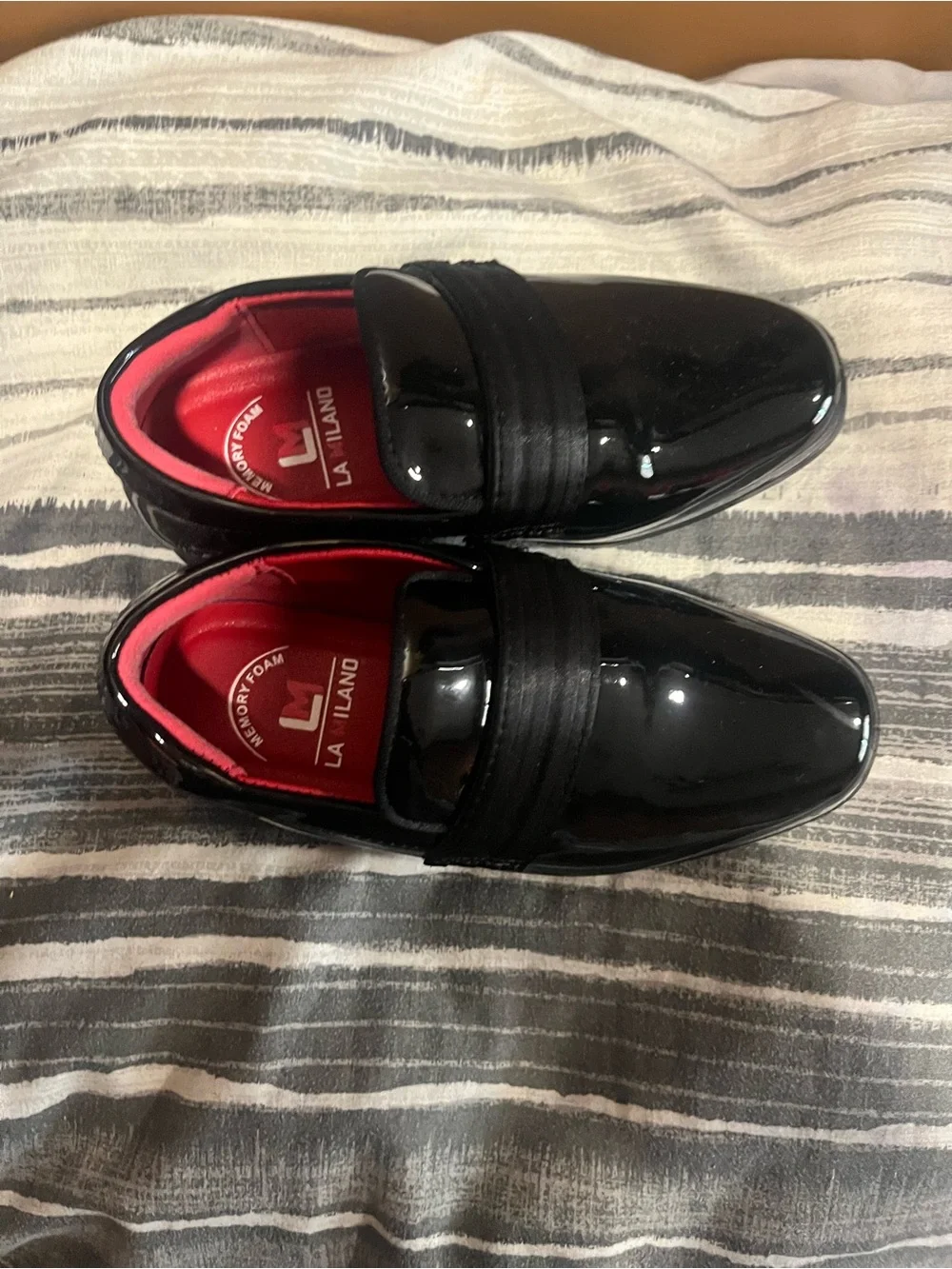 Milano Kids Black Patent Dress Shoes with Red Insole